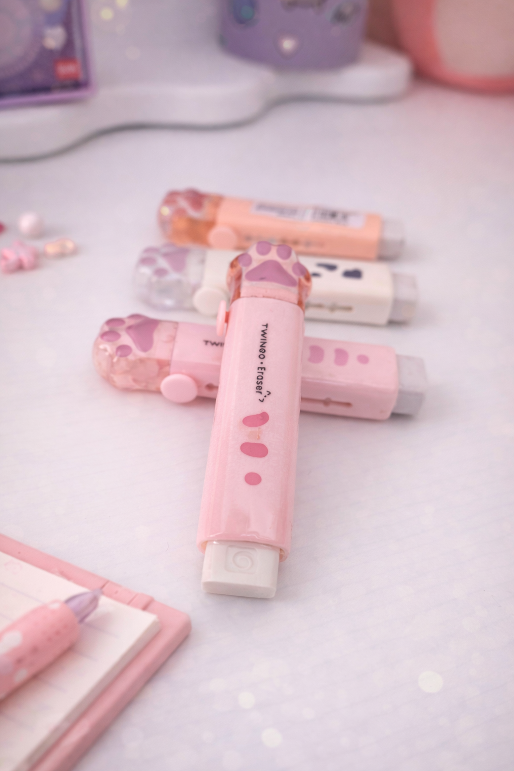 Gomme rétractable kawaii patte de chat couleur pastel sur fond blanc – Mimisu
