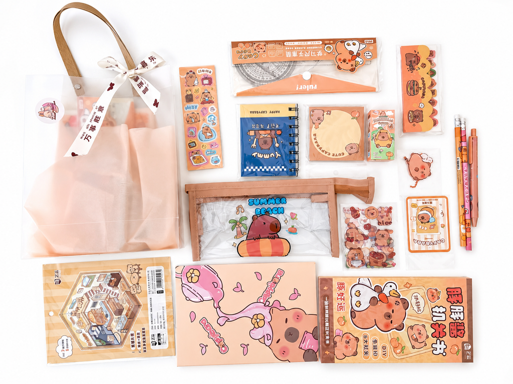 Coffret papeterie kawaii Capybara grand format détail accessoires inclus – Mimisu
