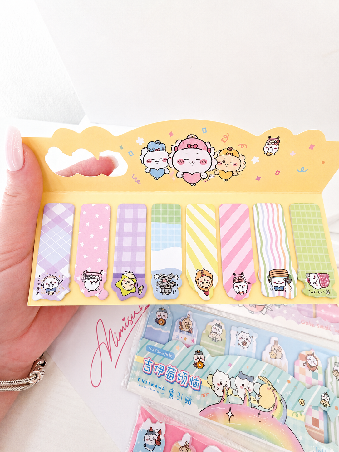 Marque-pages kawaii Chiikawa détail illustrations personnages – Mimisu
