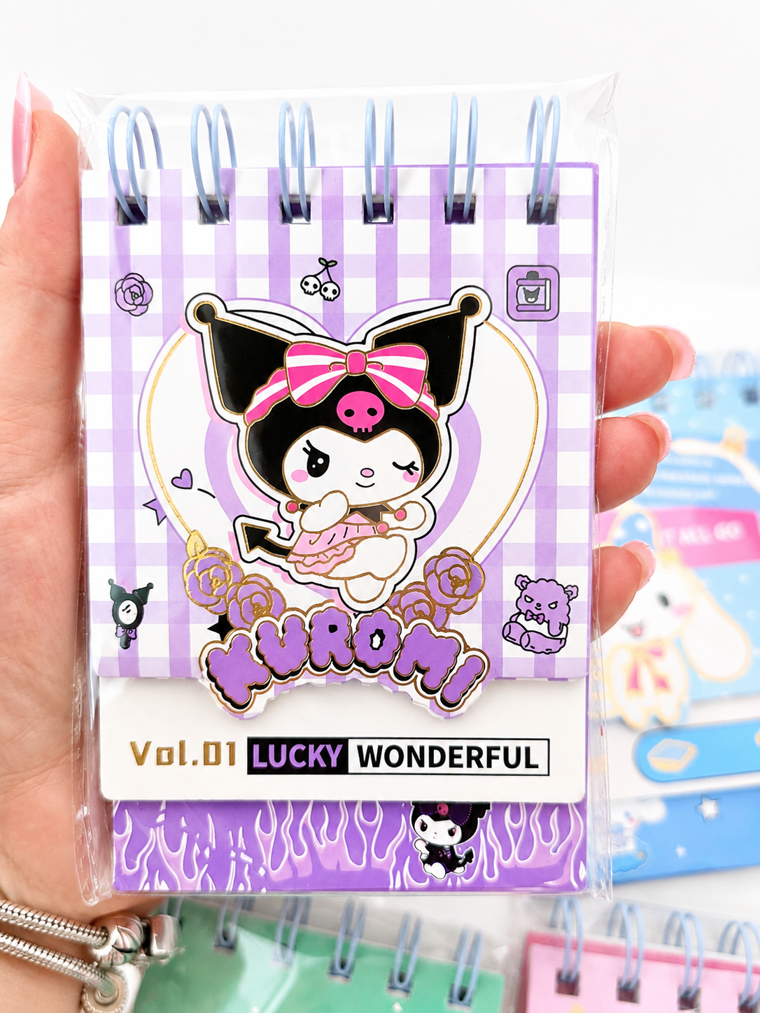 Carnet spirale kawaii Kuromi détail couverture illustration gothique mignonne – Mimisu
